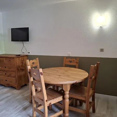 4 Pers Avec Balcon Et Parking, Wifi Inclus, Animaux Admis - Fr-1-512-186 Lejlighed